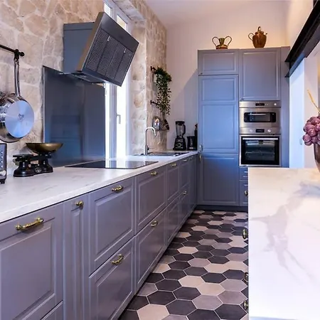 Apartment Penthouse Loft 5min Palais Des Festivals And Terrace View On Castle
